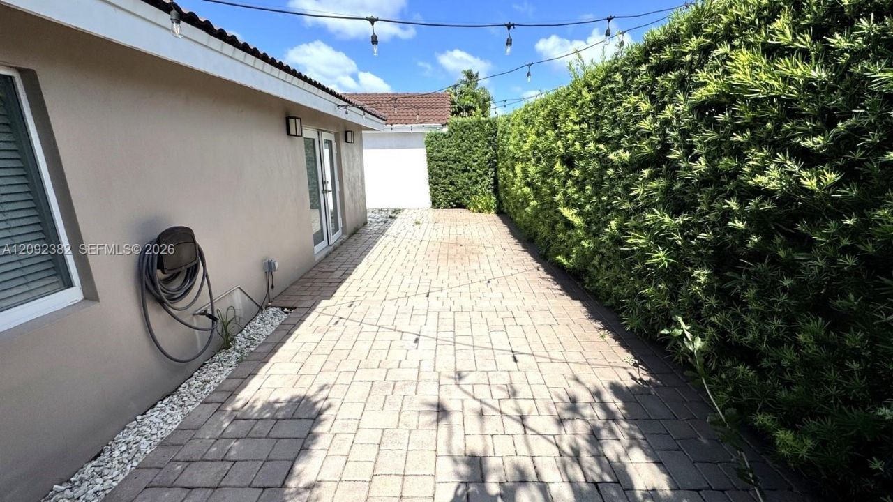 11312 SW 25 Terr, Miami, FL 33165 Photo