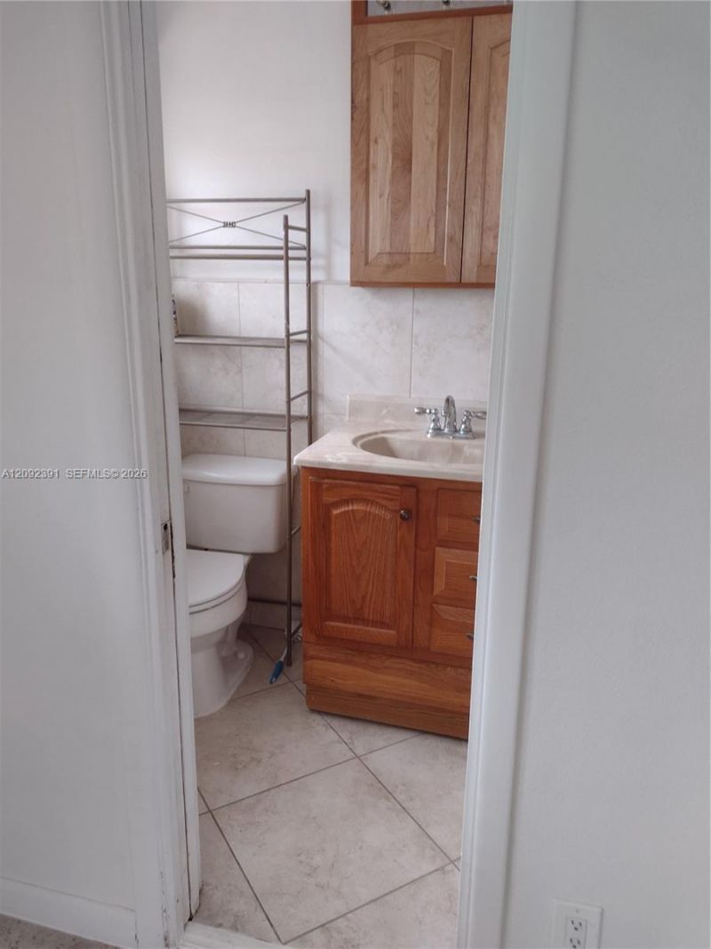 225 E 29th Ct , Riviera Beach, FL 33404 Photo