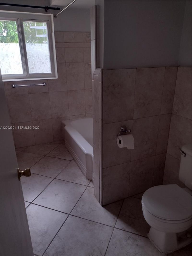 225 E 29th Ct , Riviera Beach, FL 33404 Photo