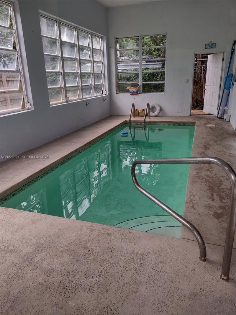 225 E 29th Ct , Riviera Beach, FL 33404 Photo