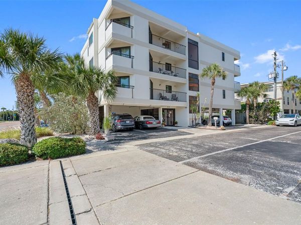 2112 GULF BOULEVARD, Unit 4B, INDIAN ROCKS BEACH, FL 33785