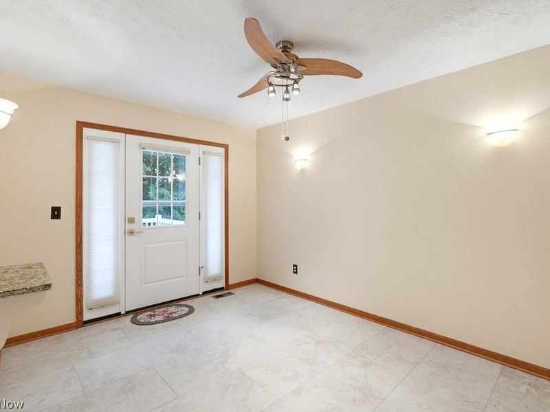 976 Rosemarie Circle, Wadsworth, OH 44281 Photo 19