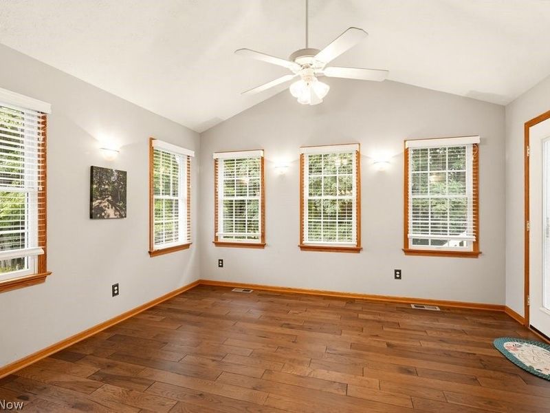 976 Rosemarie Circle, Wadsworth, OH 44281 Photo 26