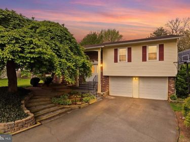 3174 KIRKWELL PLACE, HERNDON, VA 20171