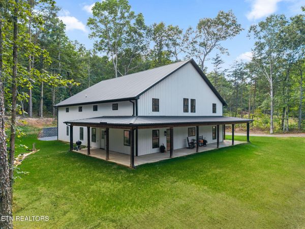 653 Briar Rd, Soddy-Daisy, TN 37379
