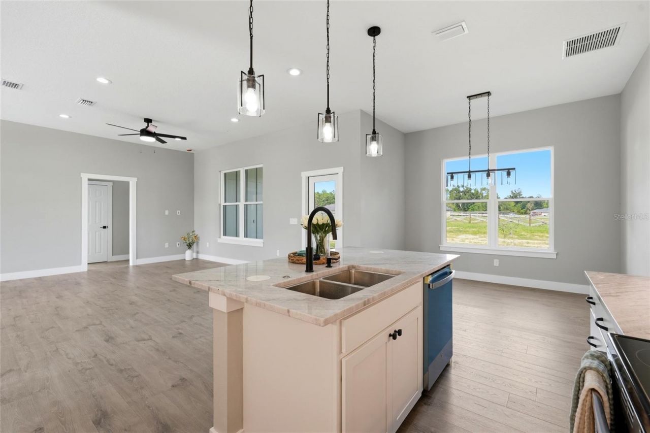 17533 NW 253rd Drive, High Springs, FL 32643 Photo