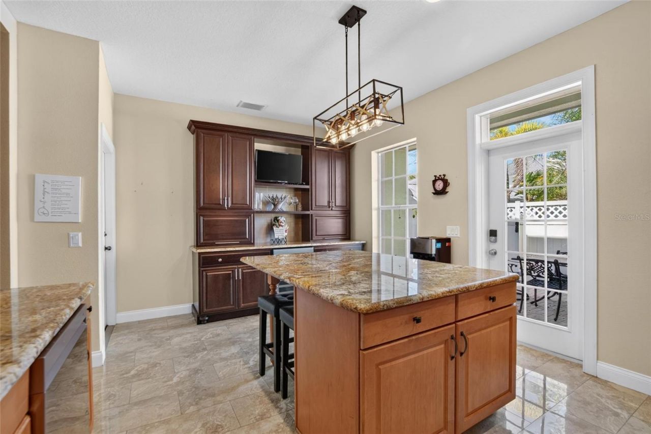 5518 Luminar Pointe Lane , Apollo Beach, FL 33572 Photo