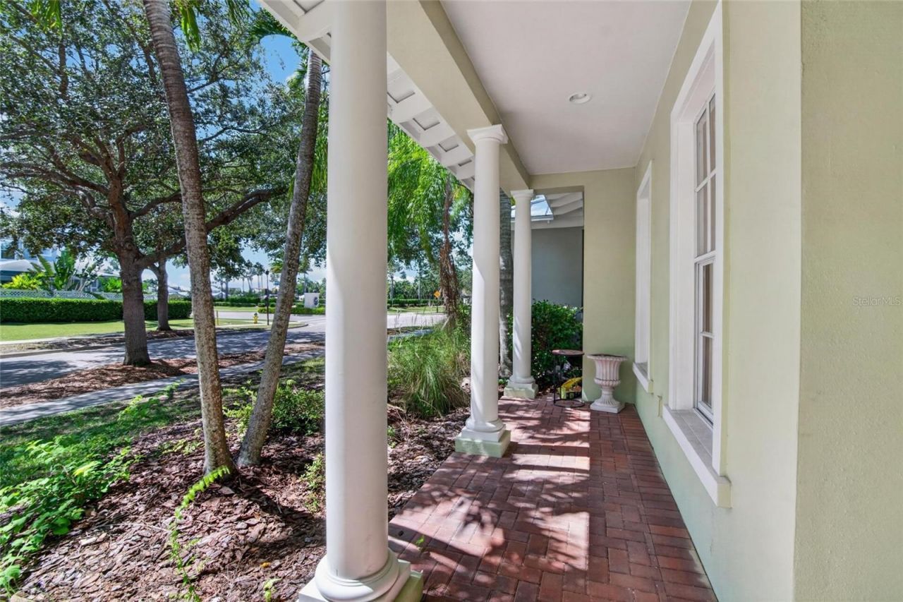 5518 Luminar Pointe Lane , Apollo Beach, FL 33572 Photo