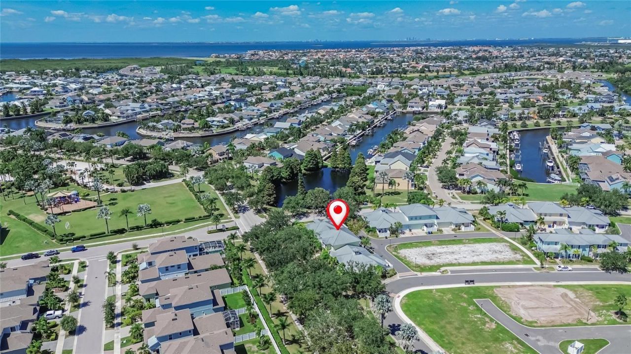 5518 Luminar Pointe Lane , Apollo Beach, FL 33572 Photo