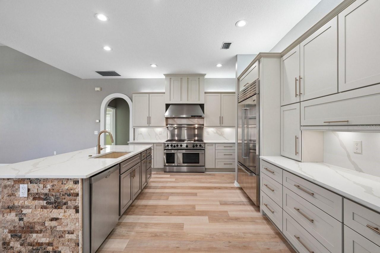 1003 Kings Way Lane, Tarpon Springs, FL 34688 Photo