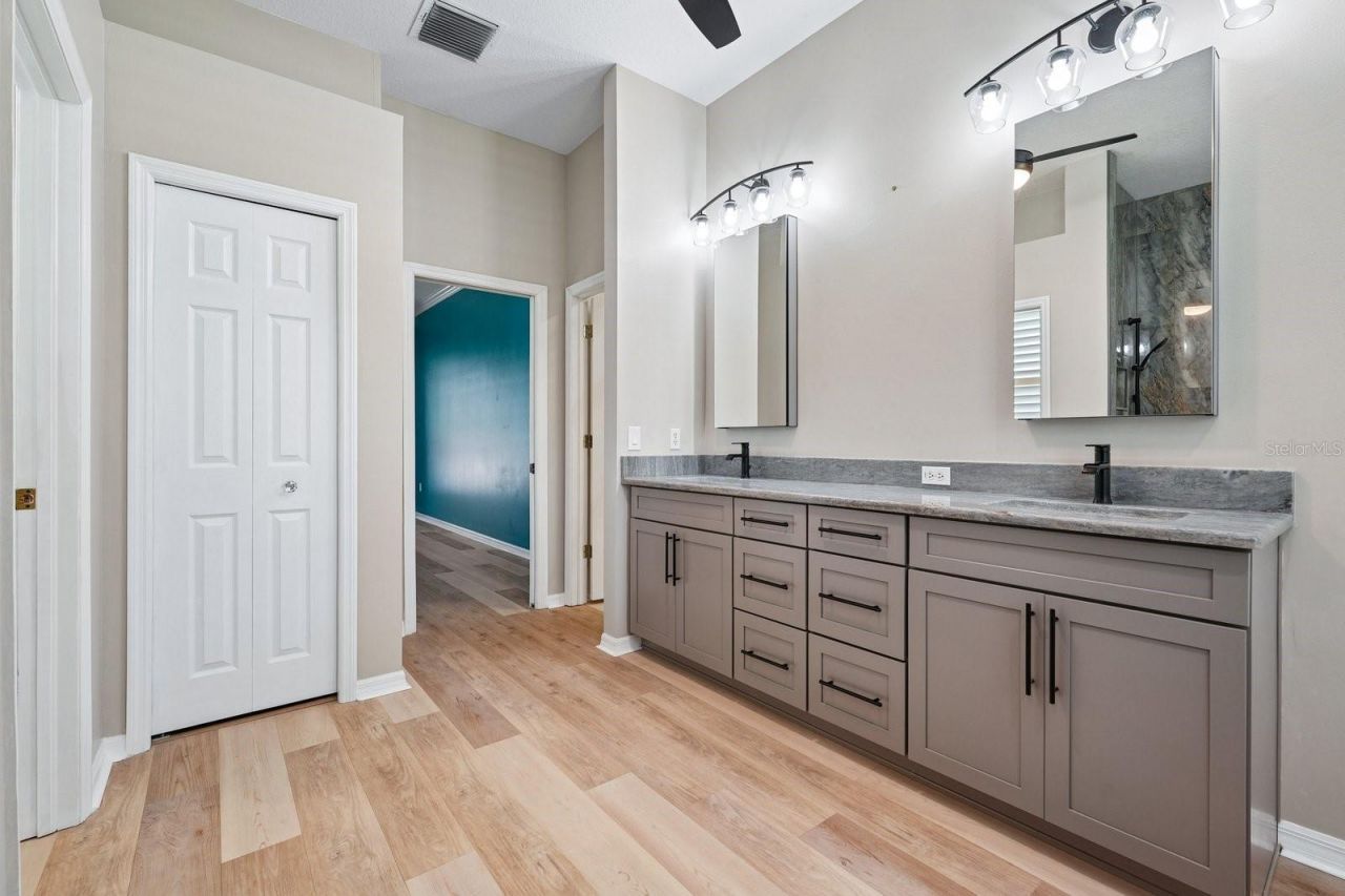1003 Kings Way Lane, Tarpon Springs, FL 34688 Photo