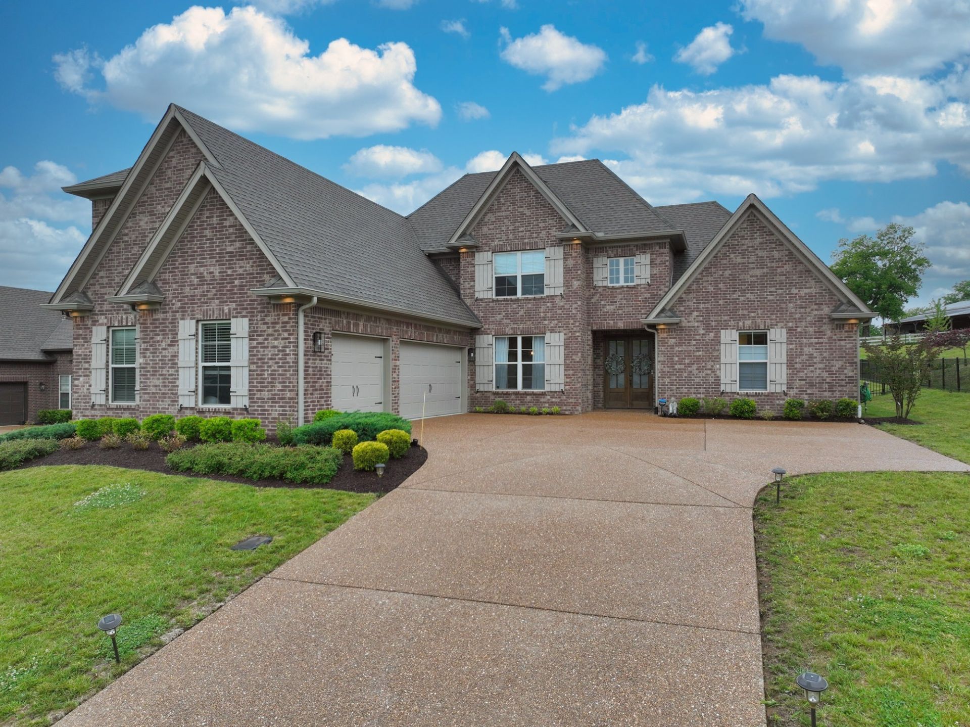 963 Luxborough Dr, Hendersonville, TN 37075 Main Photo
