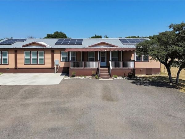 602 County Road 3068 , Lampasas, TX 76550