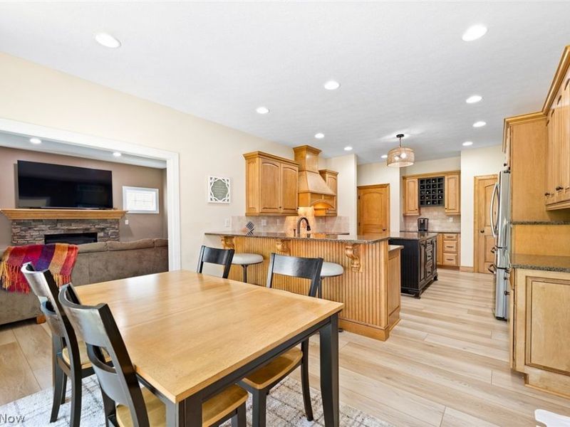 3407 Chadwick Drive, Uniontown, OH 44685 Photo 9
