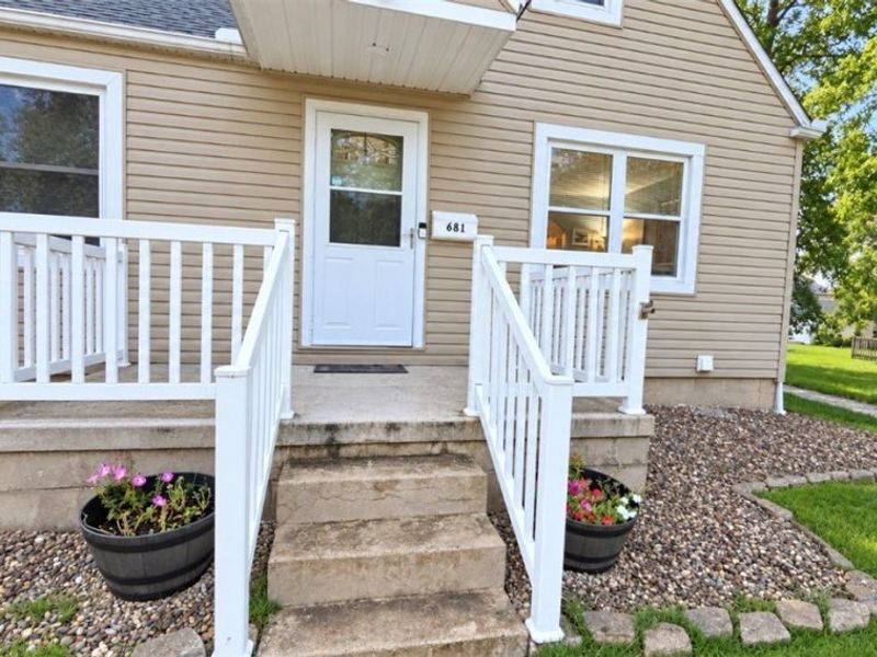 681 Mcgrath Street, Alliance, OH 44601 Photo 2