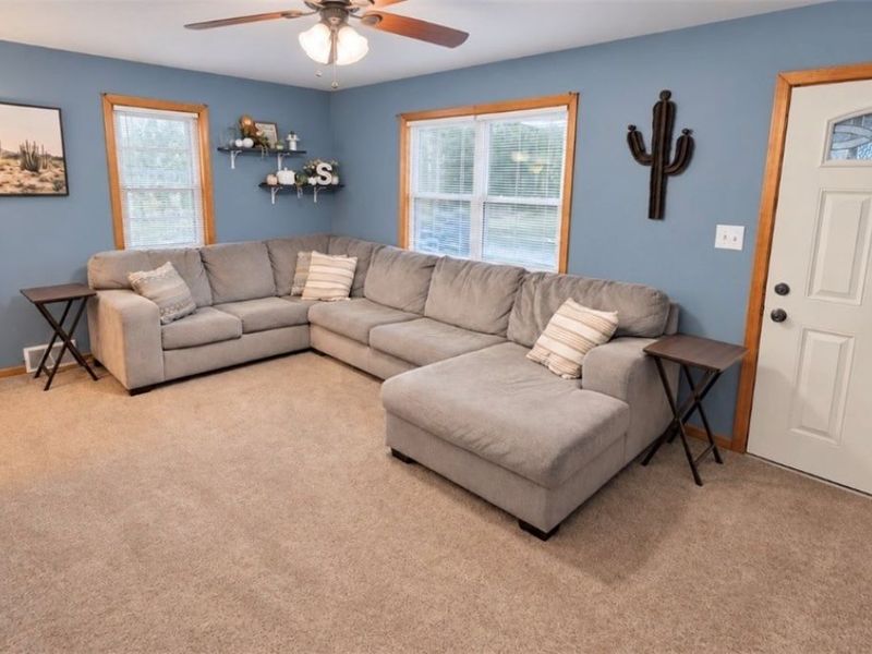 681 Mcgrath Street, Alliance, OH 44601 Photo 3