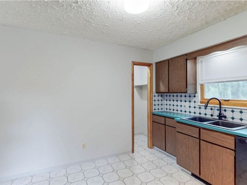 1206 Dussel Road, Kent, OH 44240 Photo 12