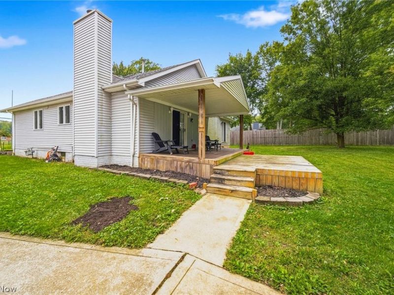 3903 Laurel Road, Brunswick, OH 44212 Photo 2