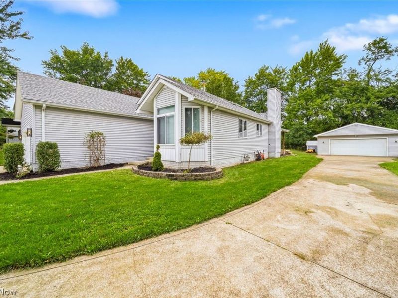 3903 Laurel Road, Brunswick, OH 44212 Photo 5