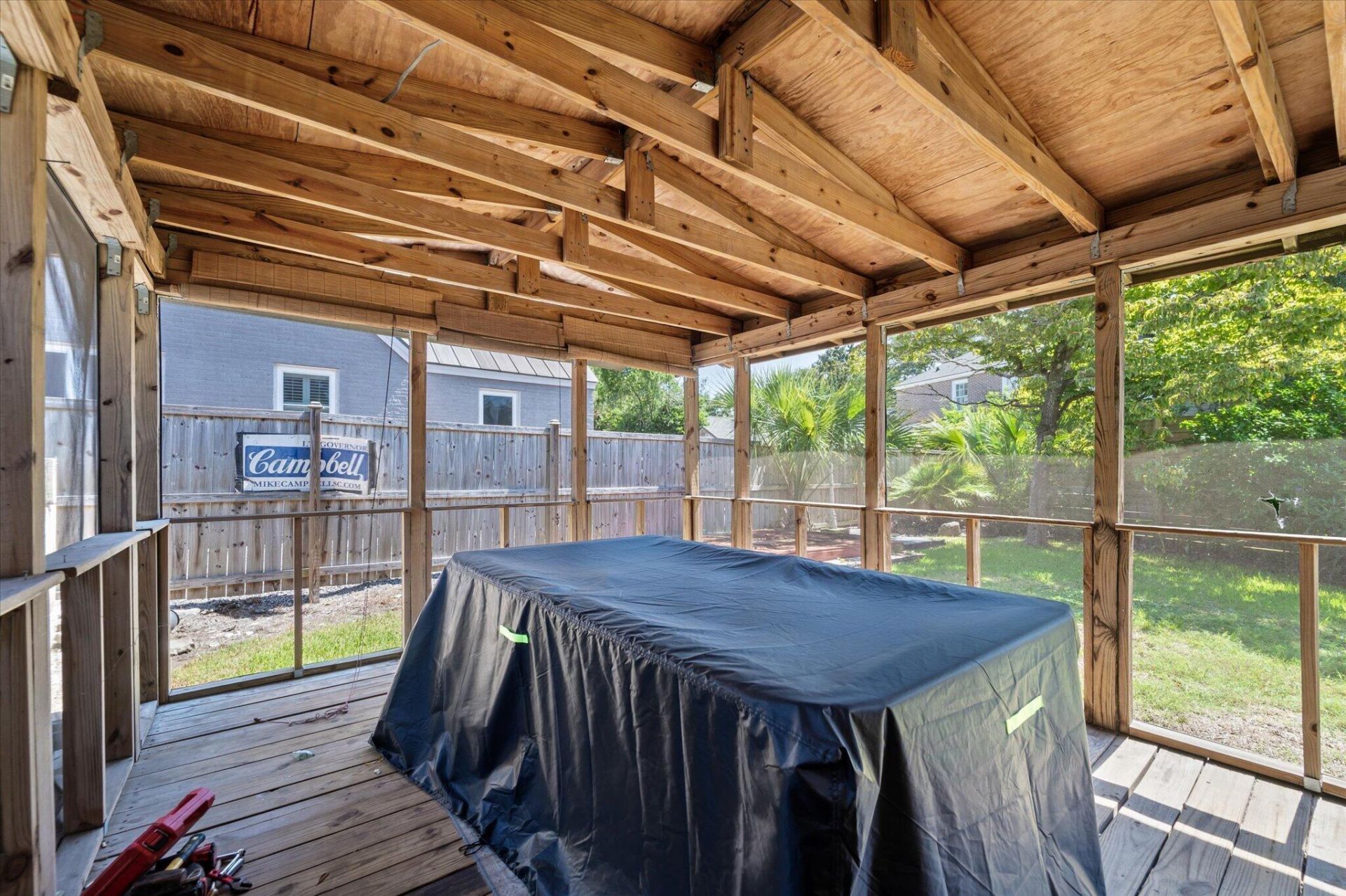 565 Savannah Highway  Photo 14