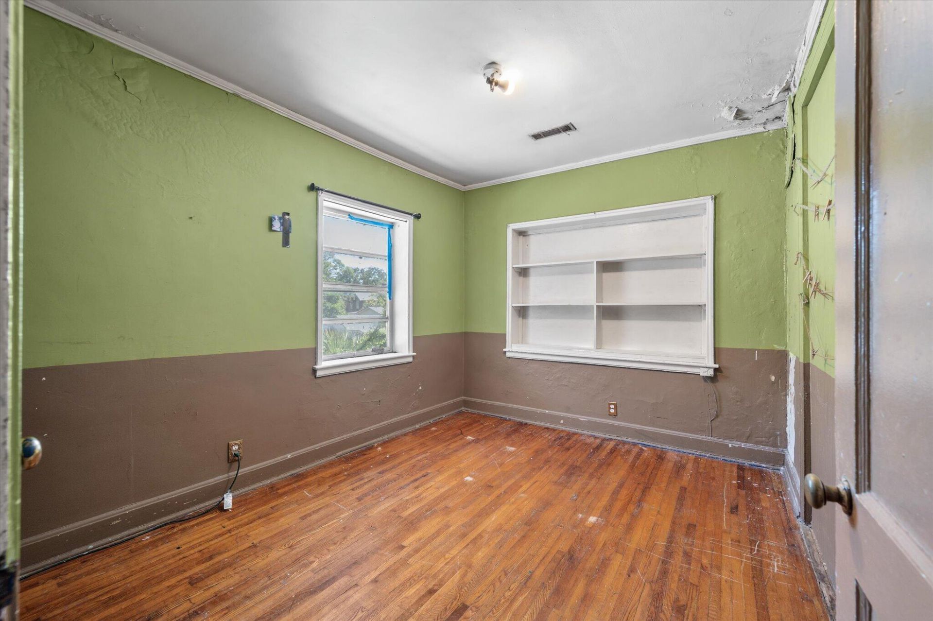 565 Savannah Highway  Photo 21