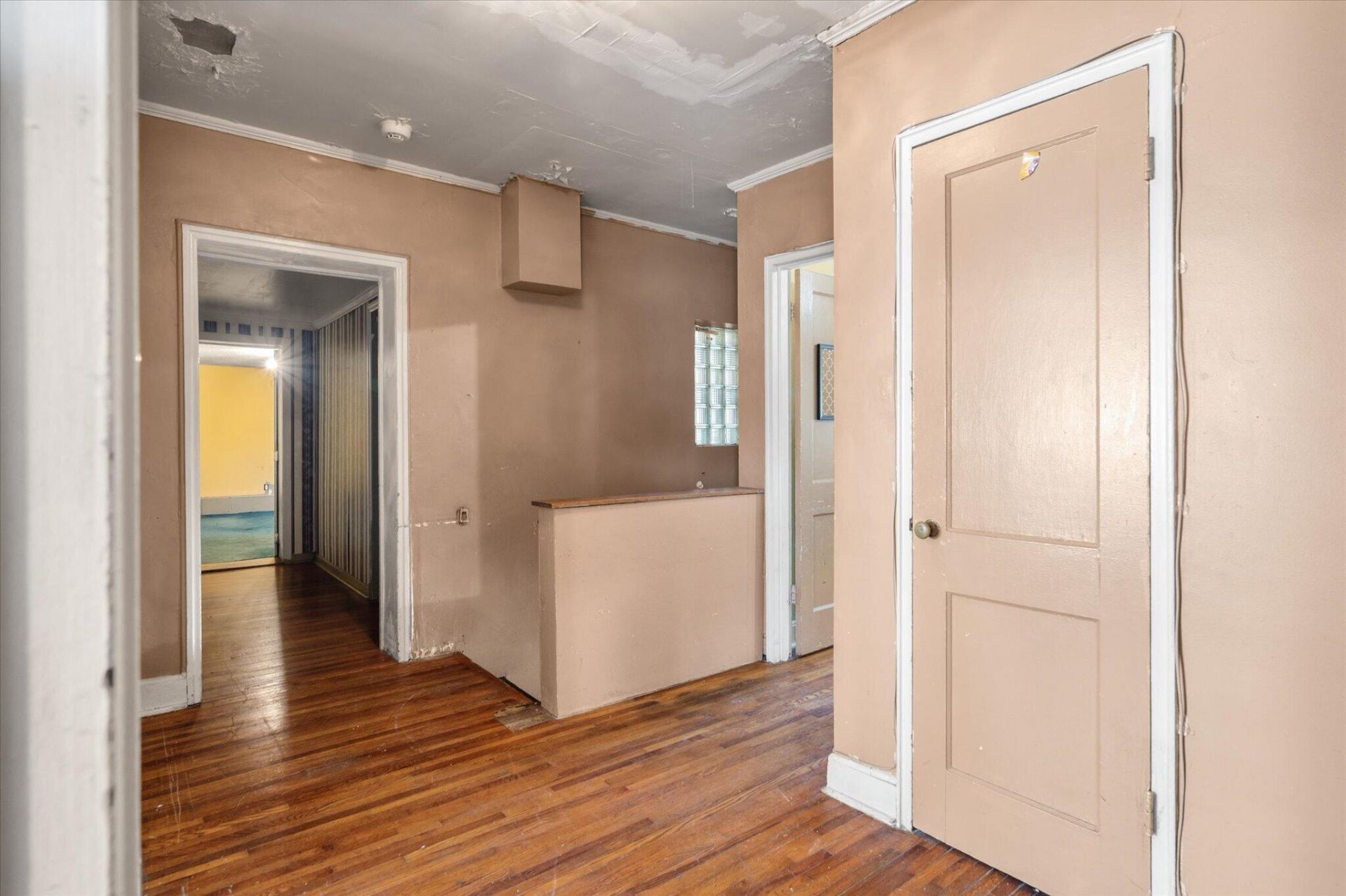 565 Savannah Highway  Photo 27