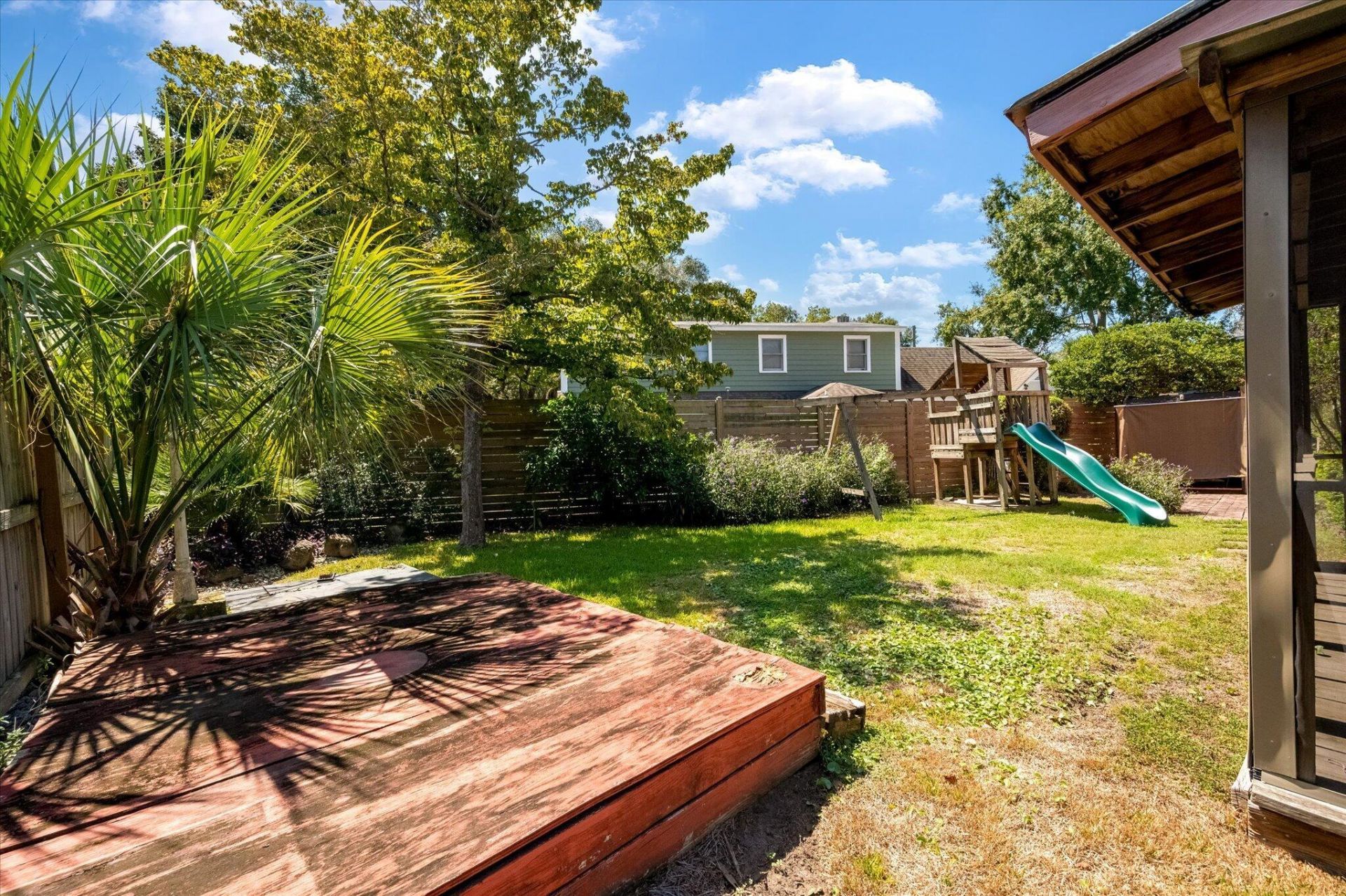 565 Savannah Highway  Photo 6