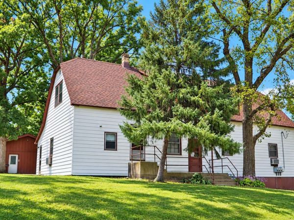 614 Maple Avenue , Willow Springs, IL 60480