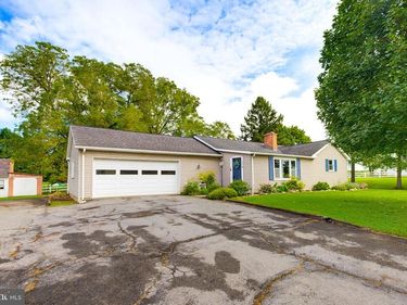 319 FROGTOWN ROAD, PEQUEA, PA 17565