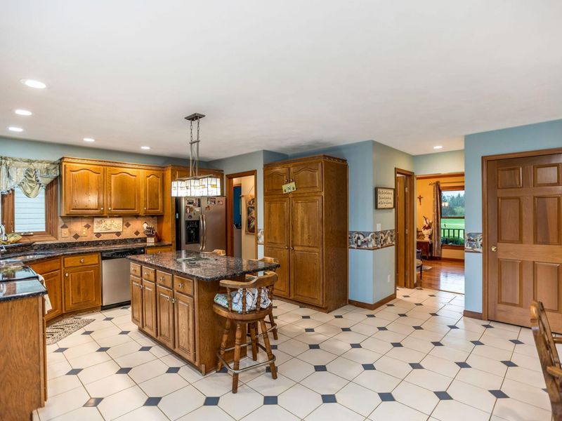 106 Highland Lakes Drive, Lima, OH 45801 Photo 25