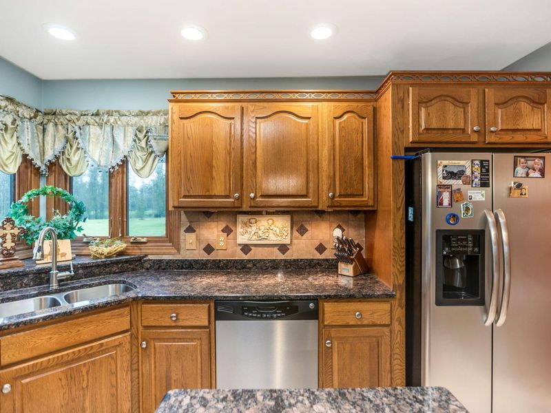 106 Highland Lakes Drive, Lima, OH 45801 Photo 29