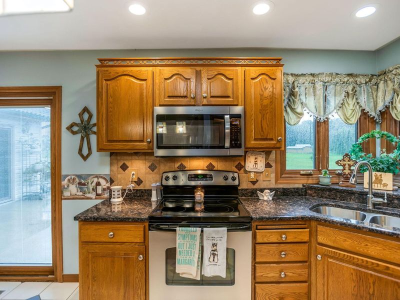 106 Highland Lakes Drive, Lima, OH 45801 Photo 31