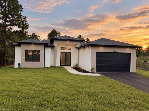 4222 18th Ave NE , NAPLES, FL 34120
