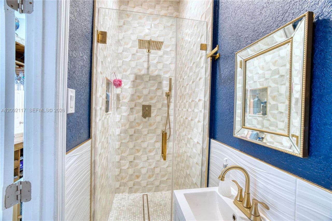 279 Springfield Dr, West Palm Beach, FL 33415 Photo