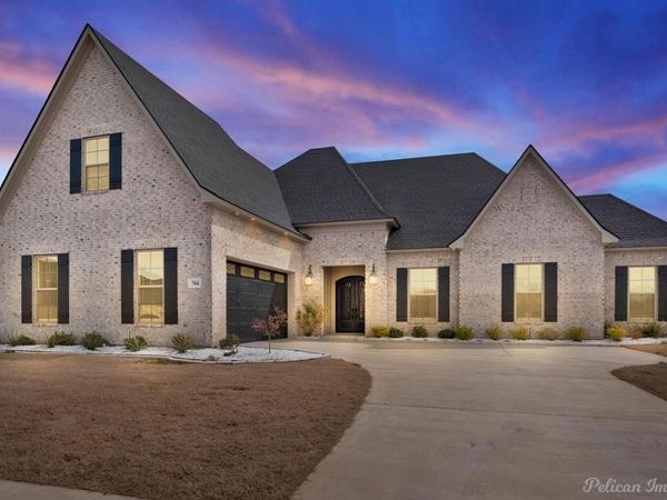 704 Calcasieu Pass, Bossier City, LA 71111