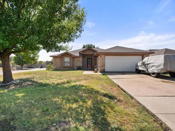 7 Mills Court , Mansfield, TX 76063