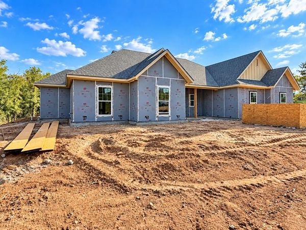 119 Spring Valley Road , Paradise, TX 76073