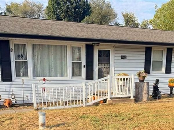 2600 E Thomas, Terre Haute, IN 47805