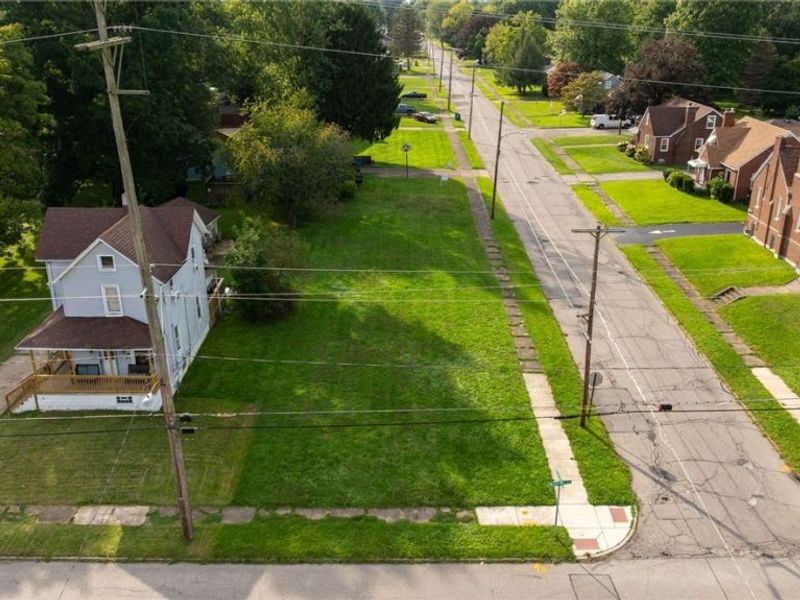 Woodland Avenue, Campbell, OH 44405 Photo 3