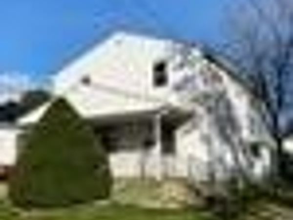 301 78th Street , Niagara Falls, NY 14304