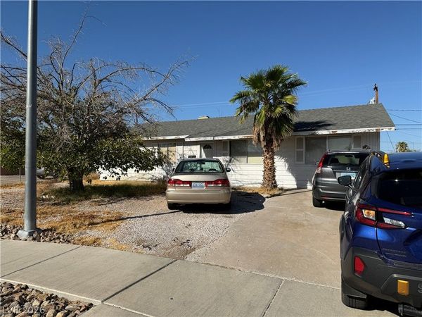 931 Center Street, Henderson, NV 89015