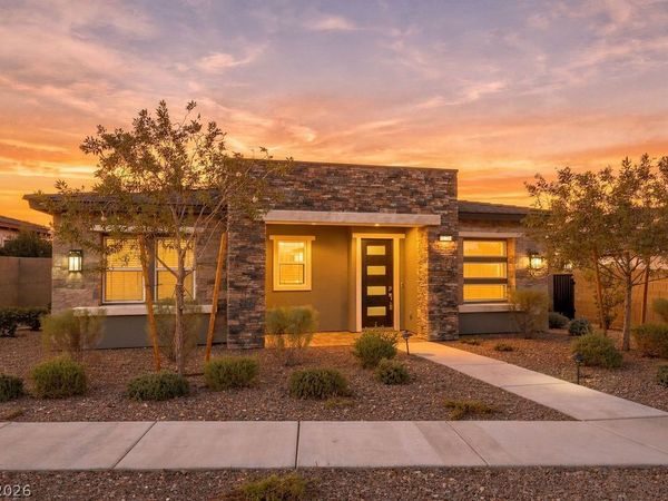 929 Silverfir Court, Las Vegas, NV 89138