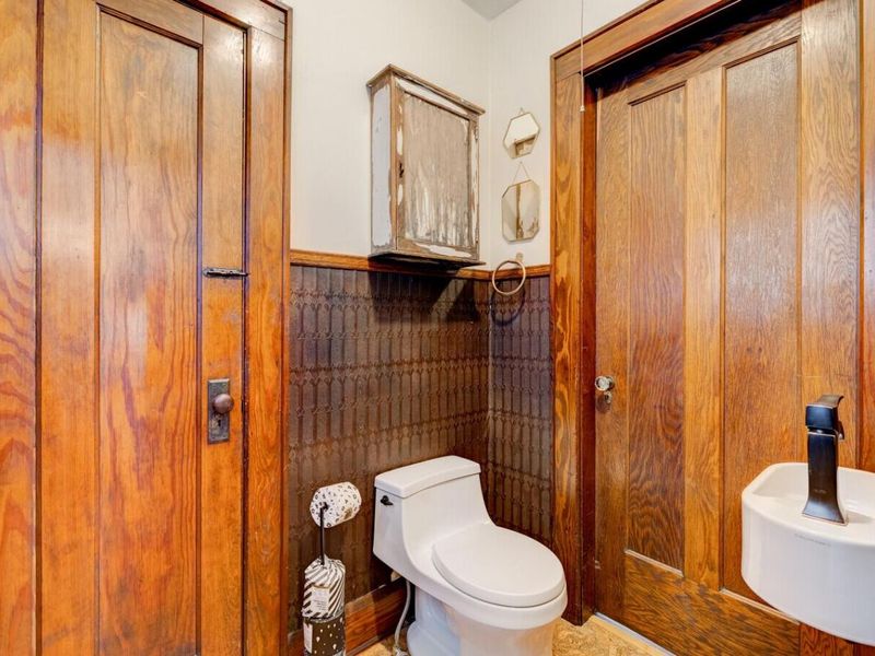 2681 Summit Street , Columbus, OH 43202 Photo 10