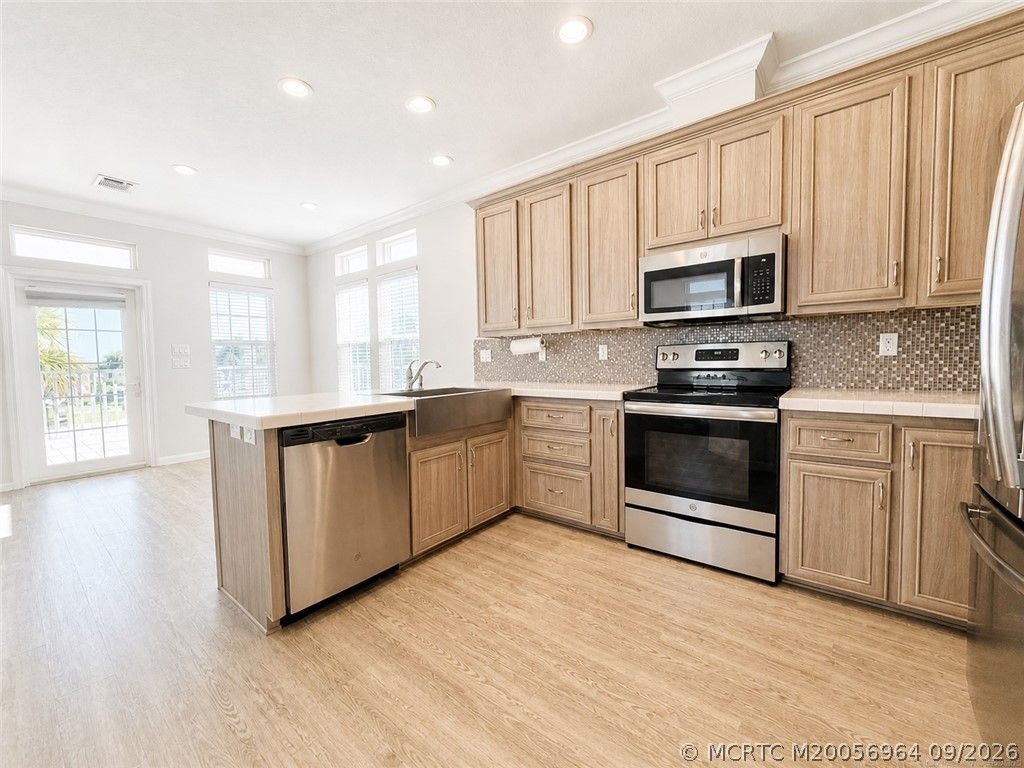 252 NE Ebbtide Way , Jensen Beach, FL 34957 Photo
