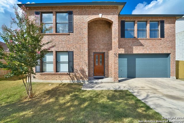 2929 Cottonwood Dr, Schertz, TX 78154 Main Photo