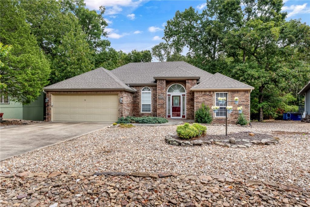 5 Melanie Drive, Bella Vista, AR 72714 Main Photo