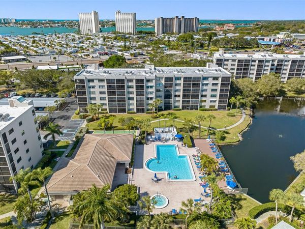 1316 PASADENA AVENUE S, Unit 303, SOUTH PASADENA, FL 33707