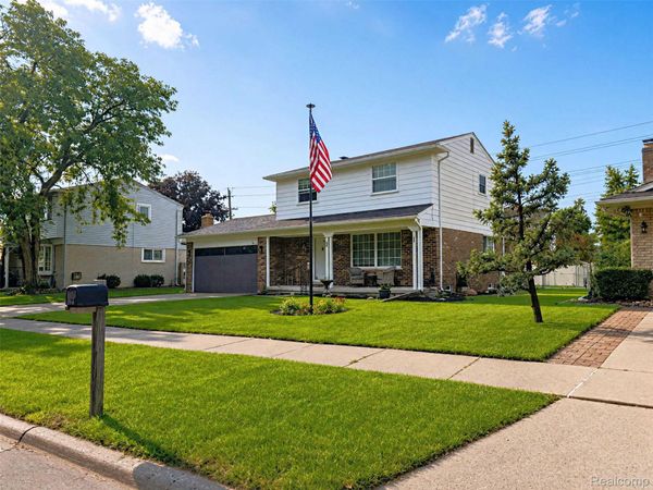 24198 COLONIAL Drive , Woodhaven, Mi 48183
