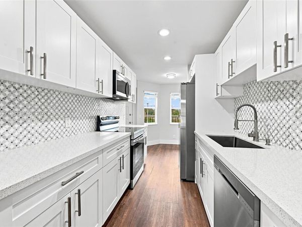 1400 SW 124th Ter , Unit 202Q, Pembroke Pines, FL 33027