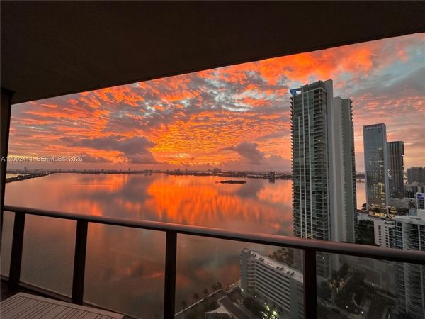 650 NE 32, Unit 3302, Miami, FL 33137